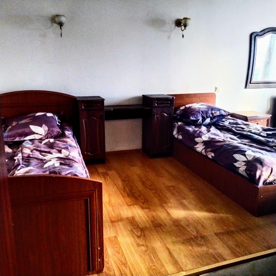 באטומי Masala Hostel מראה חיצוני תמונה